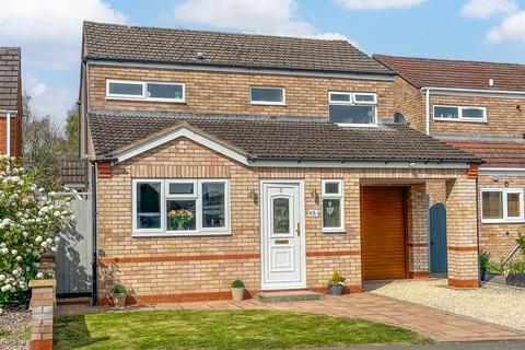 3 Daly Avenue, Hampton Magna, Warwick, CV35 8SE