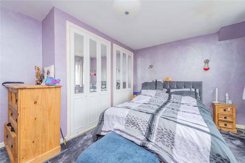 19 Hookacre Grove, Priorslee, Telford, TF2 9GG
