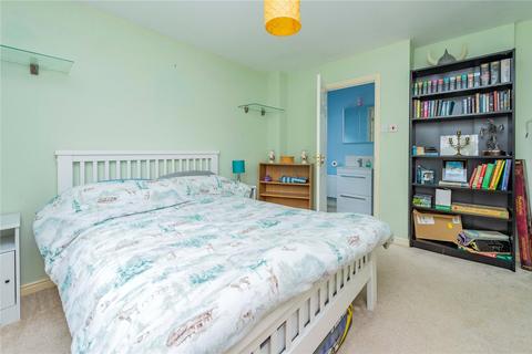 19 Hookacre Grove, Priorslee, Telford, TF2 9GG