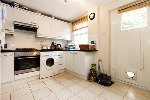 1 bedroom apartment to rent, Colvestone Crescent, Hackney, London, E8