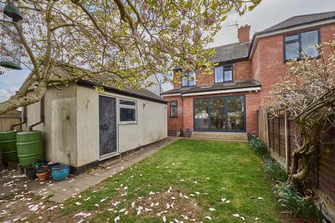 3 bedroom semi-detached house for sale, Flamville Road, Burbage
