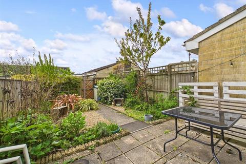 102 Frome Road, Bath, BA2 2PP