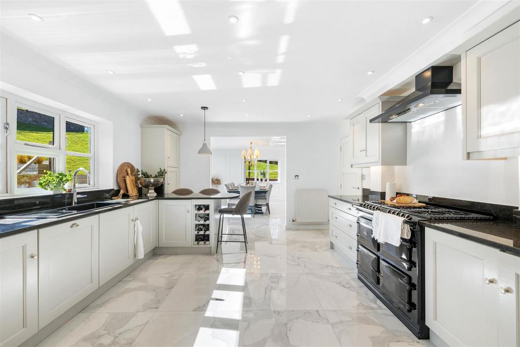 1027 The Beeches,Kerry,Newtown,SY164 NY-37.jpeg