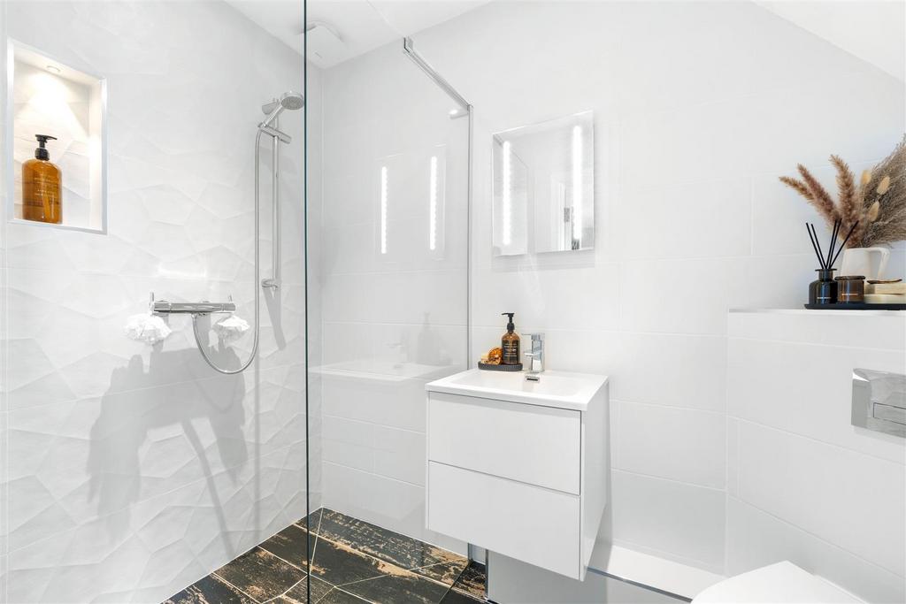 1027 The Beeches,Kerry,Newtown,SY164 NY-24.jpeg
