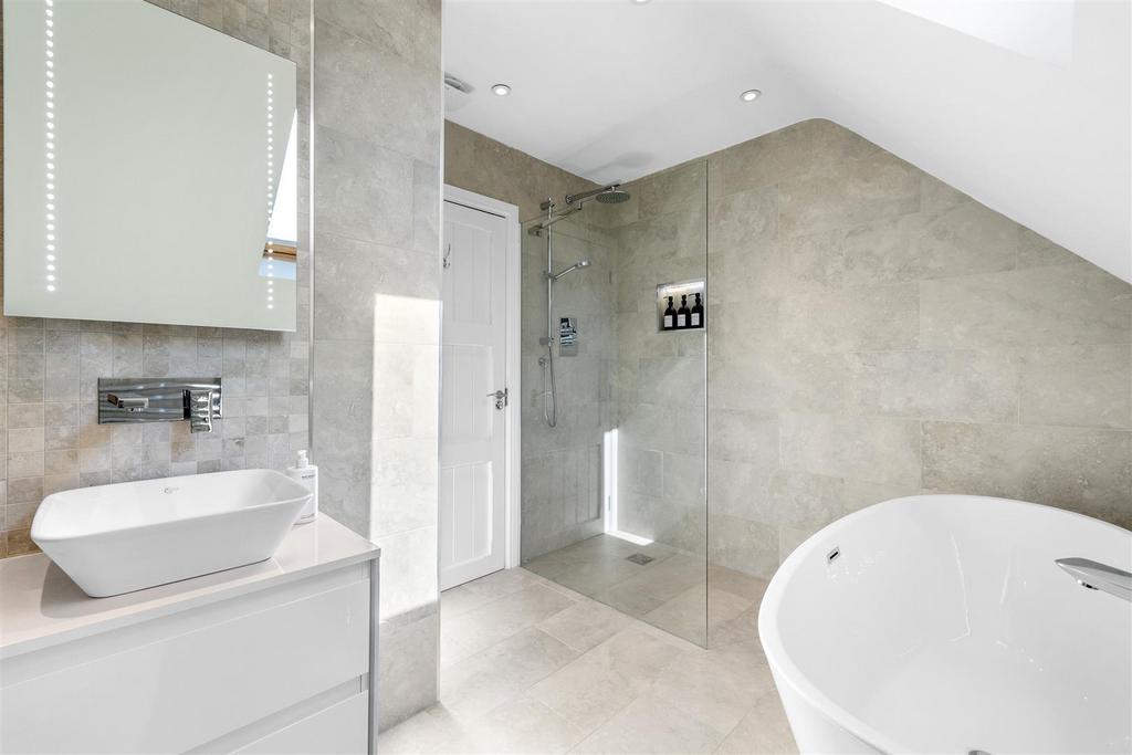 1027 The Beeches,Kerry,Newtown,SY164 NY-28.jpeg