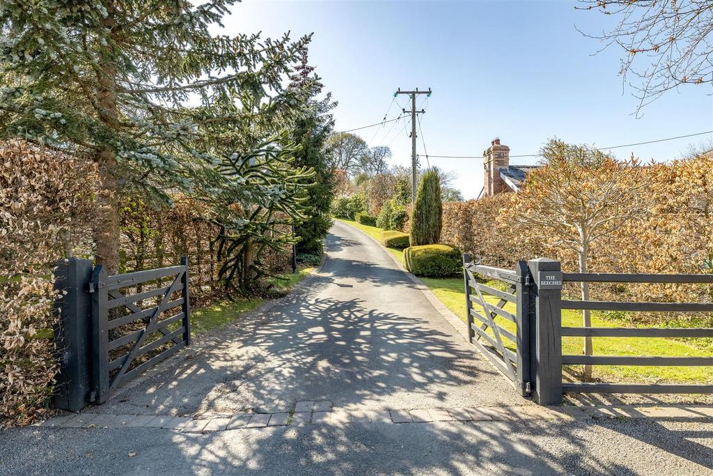 1027 The Beeches,Kerry,Newtown,SY164 NY-15.jpeg