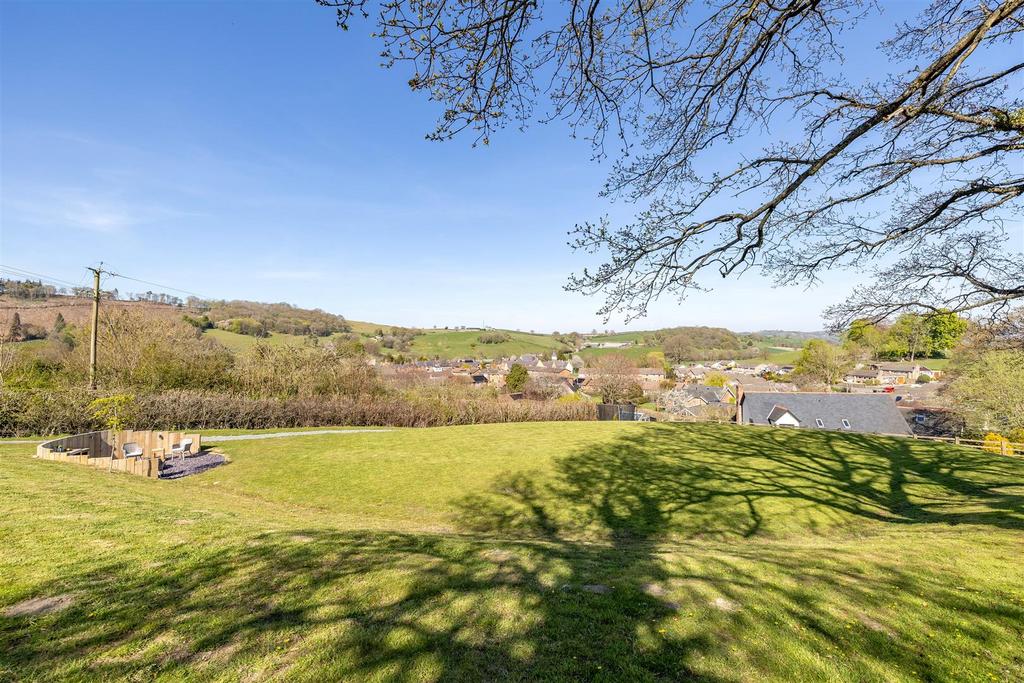 1027 The Beeches,Kerry,Newtown,SY164 NY-11.jpeg