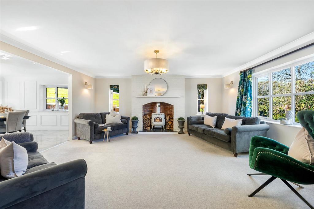 1027 The Beeches,Kerry,Newtown,SY164 NY-41.jpeg