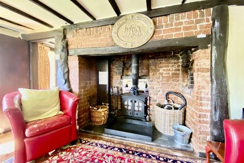 3 bedroom detached house for sale, The Banks, Blo Norton