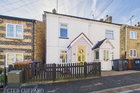 3 bedroom semi-detached house for sale, Gilpin Road, Ware SG12