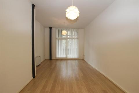 2 bedroom apartment to rent, Holden Mill, Bolton BL1