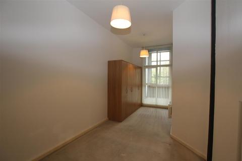 2 bedroom apartment to rent, Holden Mill, Bolton BL1
