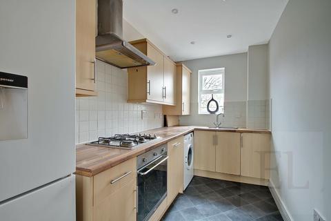 2 bedroom apartment to rent, Collapit Close, Harrow HA1