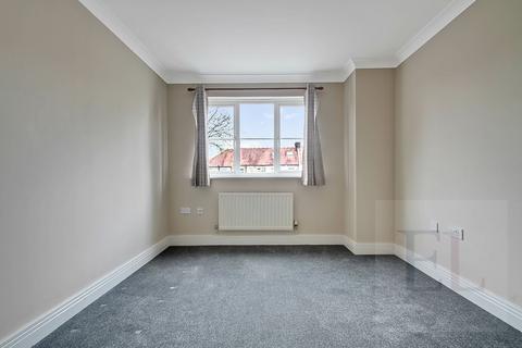2 bedroom apartment to rent, Collapit Close, Harrow HA1