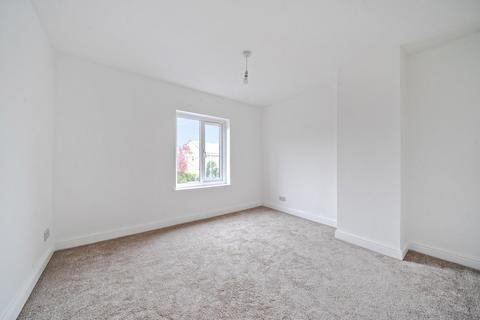 45 Ampthill Road, Shefford, SG17 5BD