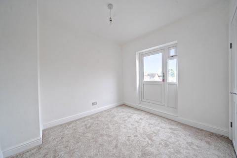 45 Ampthill Road, Shefford, SG17 5BD