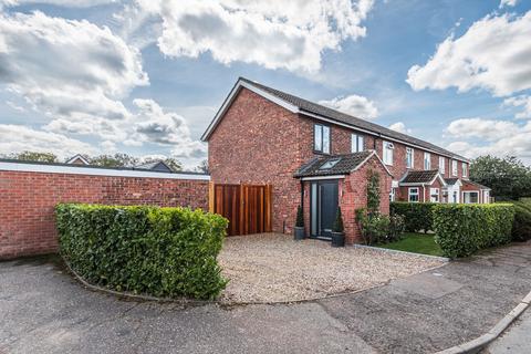 5 Boton Drive, Dereham, NR19 2HG