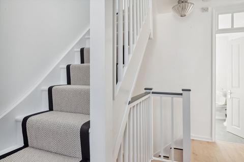 16 Westcott Crescent, London, W7 1PA