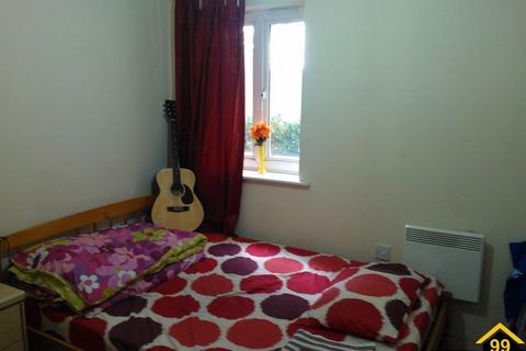 undefined, Dominion Close, Hounslow, Greater London, TW3