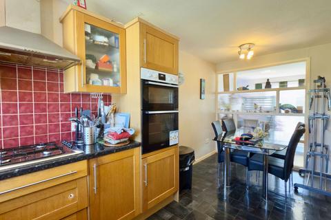 50 Marshall Avenue, Wadebridge, PL27 6BB