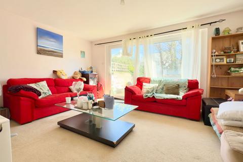 50 Marshall Avenue, Wadebridge, PL27 6BB