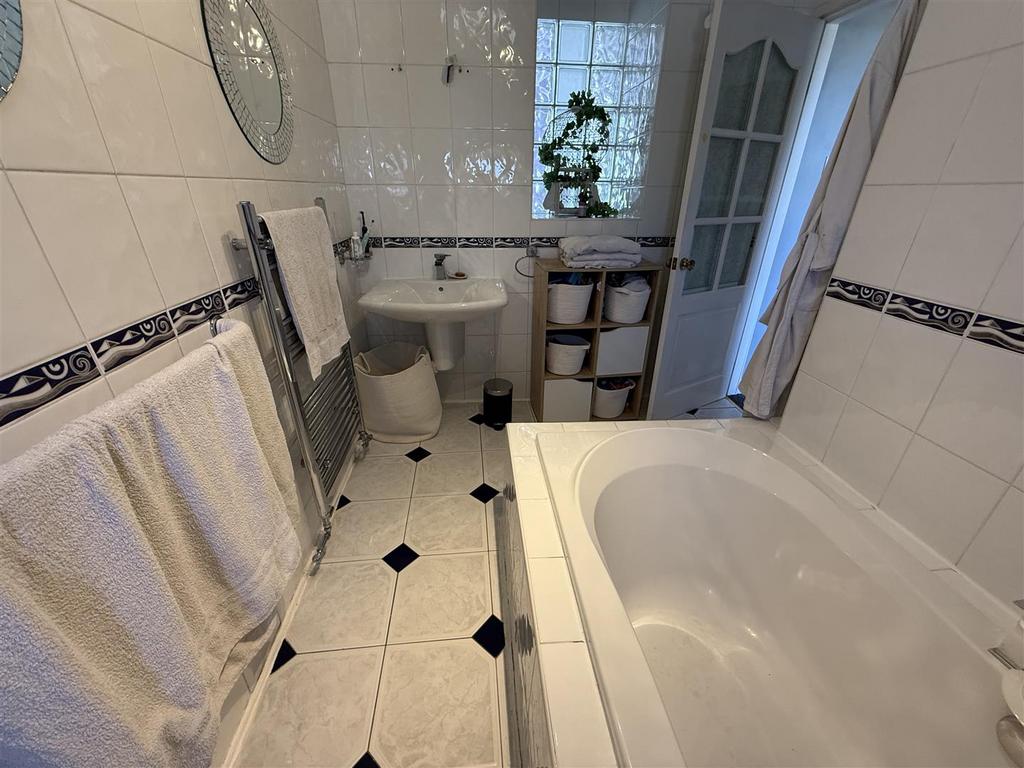 BATHROOM &amp; WC