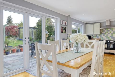 37 Byron Drive, Wickham Bishops, Witham, CM8 3ND