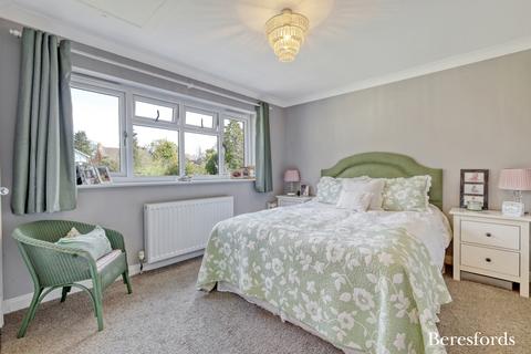 37 Byron Drive, Wickham Bishops, Witham, CM8 3ND
