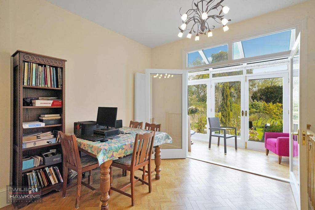 17 London Road - b D2siu PZWTc OCEJqc A1 H.jpg