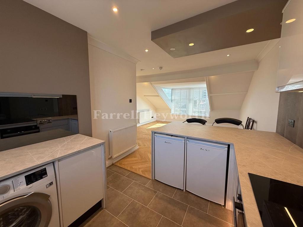 Kitchen 4
