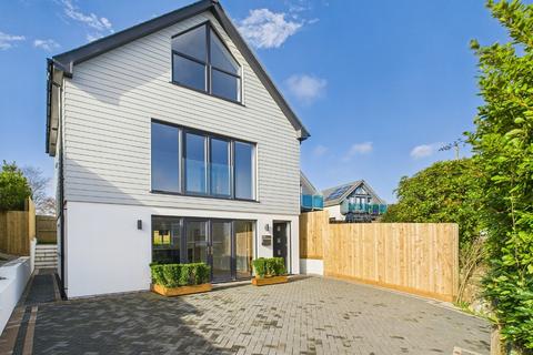4 bedroom detached house for sale, With Cathedral Views, Daniell Road, Truro