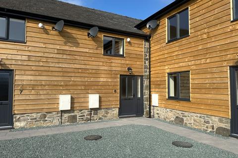 4 bedroom end of terrace house to rent, Clatter, Caersws, Powys, SY17