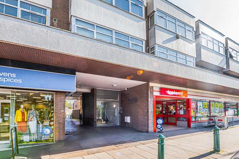1 bedroom flat for sale, High Street, Rayleigh, SS6