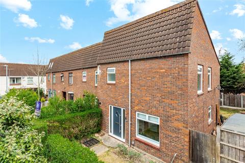 18 Braxteds, Basildon, SS15 6QE