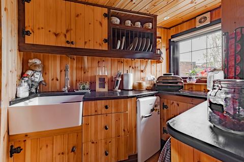 1 bedroom log cabin for sale, Four Acres Estate, Hemsby