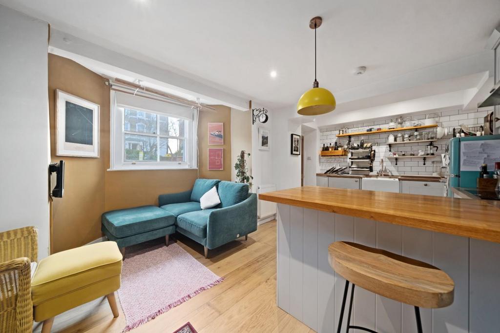 Lounge and Kitchen.jpg