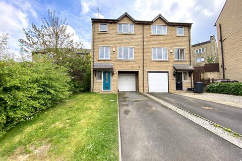 3 bedroom semi-detached house for sale, The Orchards, Brighouse