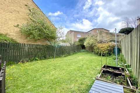 3 bedroom semi-detached house for sale, The Orchards, Brighouse