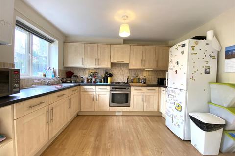 22 The Orchards, Brighouse, HD6 3NZ