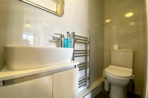 22 The Orchards, Brighouse, HD6 3NZ