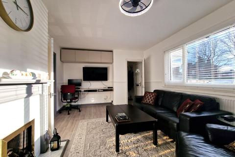 3 bedroom terraced house for sale, Rudheath Avenue, Manchester