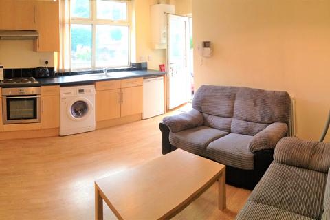 2 bedroom flat to rent, Flat ,  Birchfields Road, Manchester