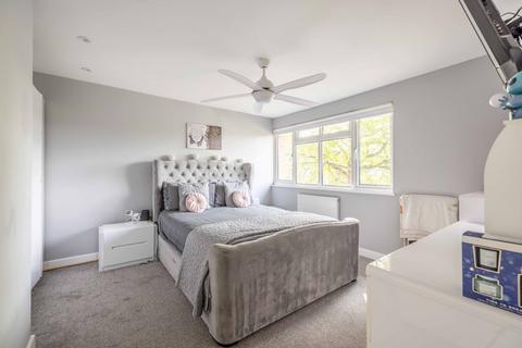 24 Bangors Close, Iver, SL0 0AJ