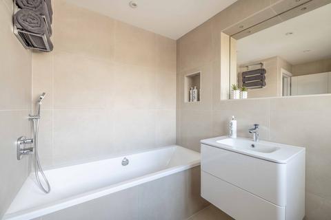 24 Bangors Close, Iver, SL0 0AJ