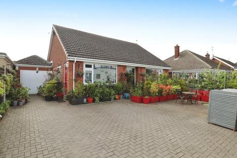 2 bedroom bungalow for sale, Pinfold Lane, Fishlake, Doncaster, South Yorkshire, DN7
