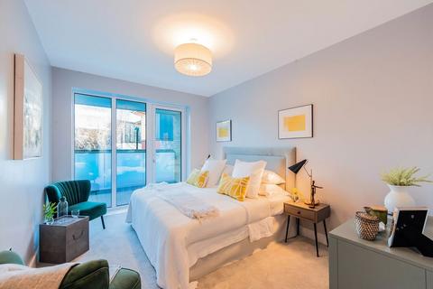 2 bedroom flat for sale, Kilburn Lane, London W10