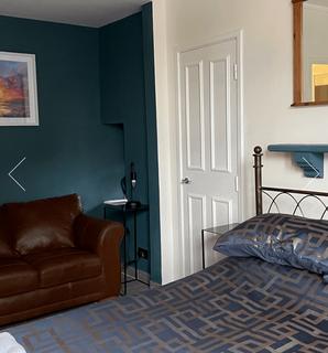 1 bedroom ground floor flat to rent, Barstaple House, Old Market Street, Bristol BS2
