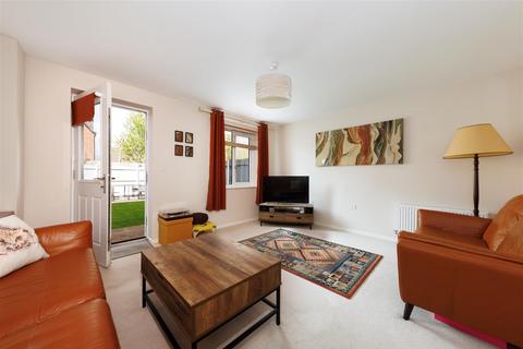 2 bedroom end of terrace house for sale, Ivens Close, Kineton CV35