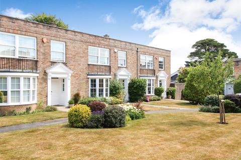 undefined, Courtenay Place, Lymington, Hampshire, SO41