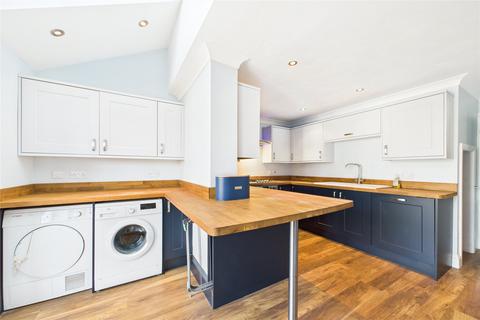 33 Agar Crescent, Bracknell, RG42 2BY